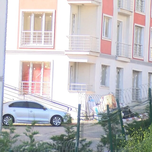 Sitede şüpheli ölüm! Genç kız 10'uncu kattan düştü