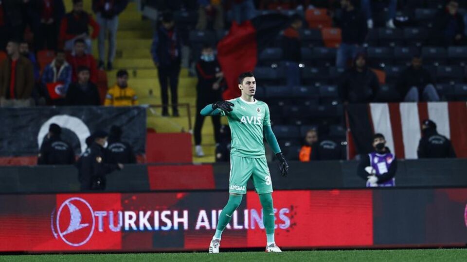 Fenerbahçe'ye veda etti