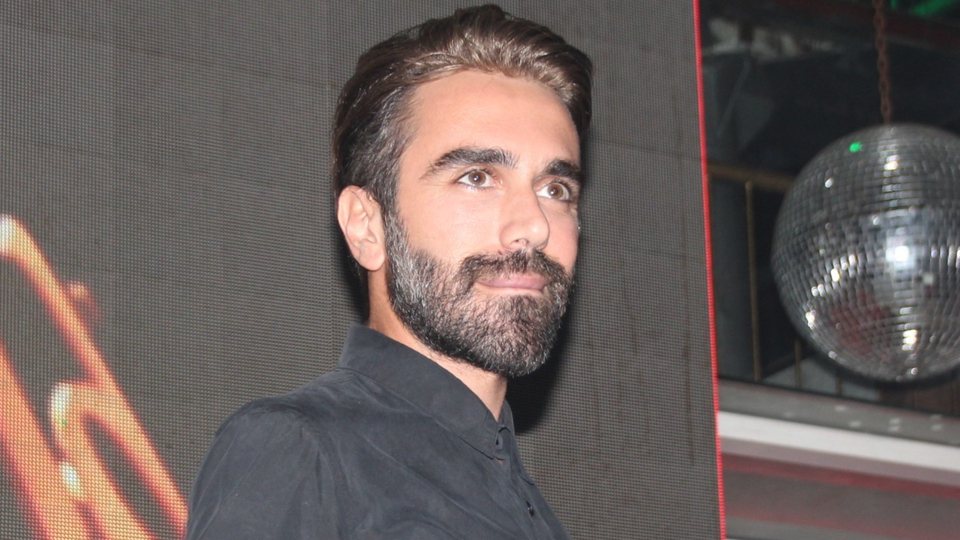 "Rüküş giyinen kadınlara bile 'şık' demek zorunda kalıyorum"