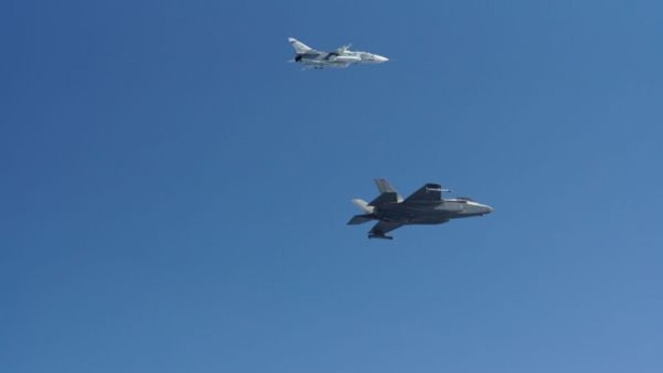 Rusya uçakları sınırda görüldü, NATO uçakları havalandı