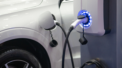 Şarj istasyonunda ilk lisanslar verildi