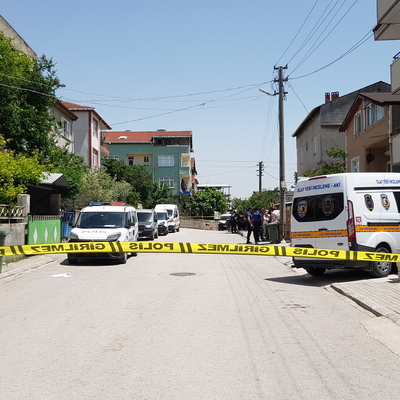 Kocaeli'de kâbus! Silahla eşini öldürüp kızını yaraladı