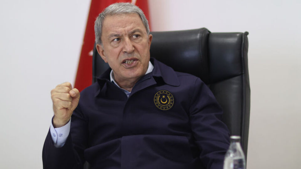 Bakan Akar: TSK her türlü göreve hazır