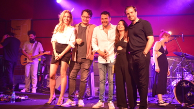 Deniz seviyesinde tiyatro