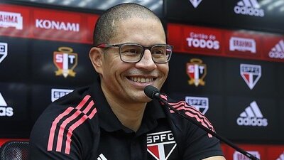 Alex'ten Jorge Jesus paylaşımı