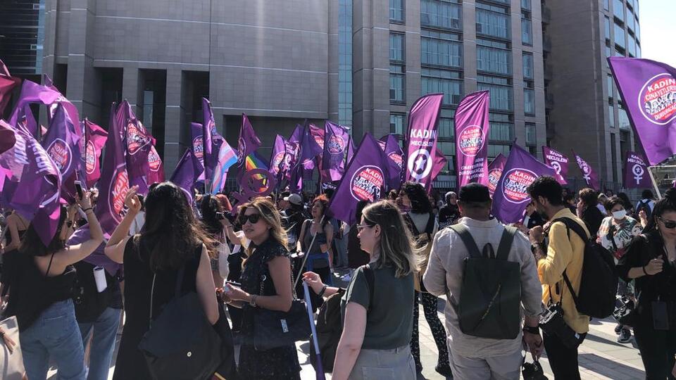 Kadın Cinayetlerini Durduracağız Platformu davası başladı