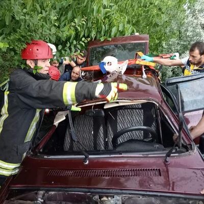 Kafa kafaya çarpıştılar! 2 ölü, 3 yaralı