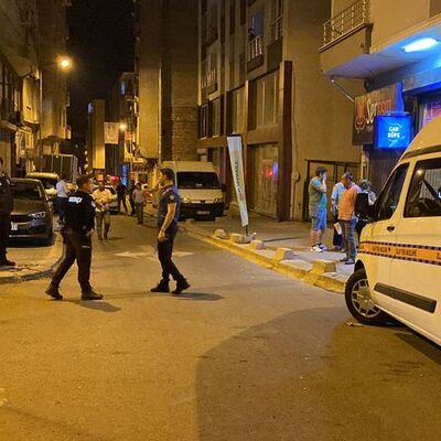 Bıçaklayarak öldürdü sonra başında sela okudu