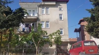 Okumadan imzaladı, evini kaybetti!