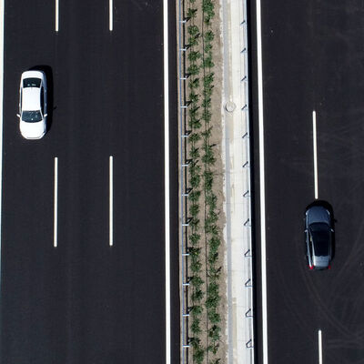 Otoyollarda otomobillerin hız sınırları yükseltildi