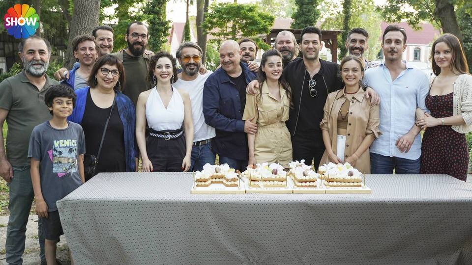 'Aziz'in son set gününden renkli kareler!