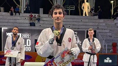 Hakan Reçber'den tarihi altın madalya