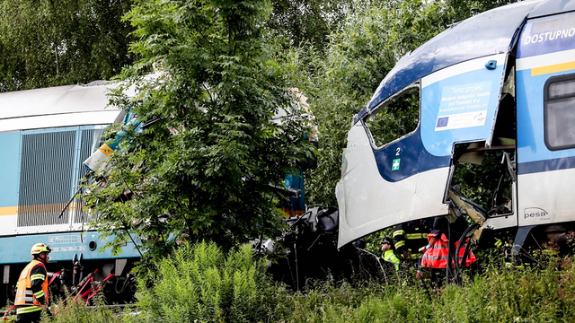 Slovakya'da tren kazası: 50 yaralı
