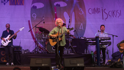 'Cuma İş Çıkışı' Yeni Türkü keyfi