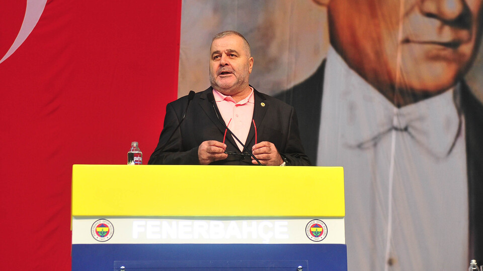 Fenerbahçe'de 2 üye ihraç edildi