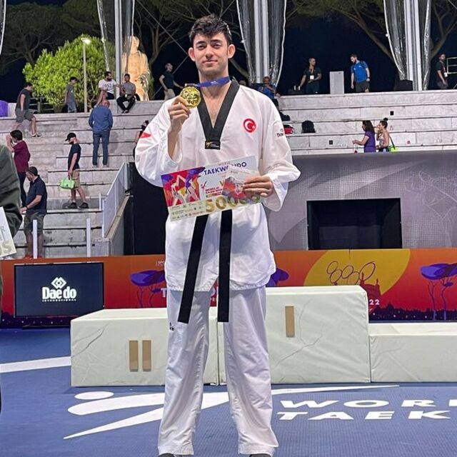 Ateşli, Roma'da altın madalya kazandı