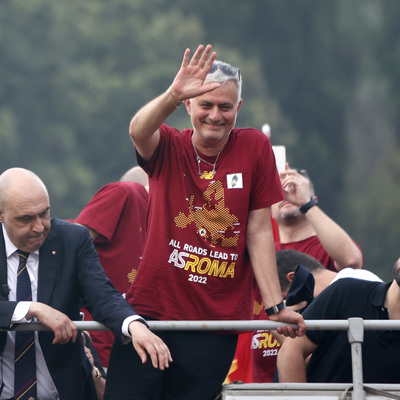 Mourinho'ya dev talip!