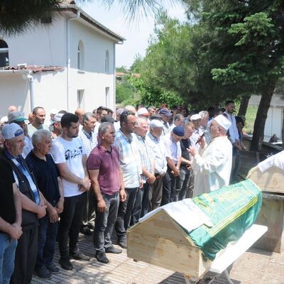 60 yıllık eşini vurup intihar etti