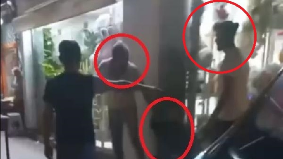 Sokakta karısını döven zanlı sınır dışı edilecek!