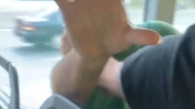 Otobüste taciz! Kendini böyle savundu