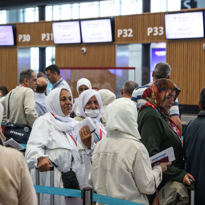 Pandemi sonrası ilk hac kafilesi uğurlandı