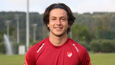 Enis Destan formayı istiyor