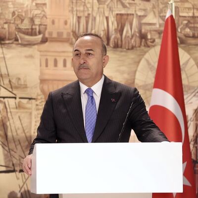 Bakan Çavuşoğlu'ndan Yunanistan açıklaması