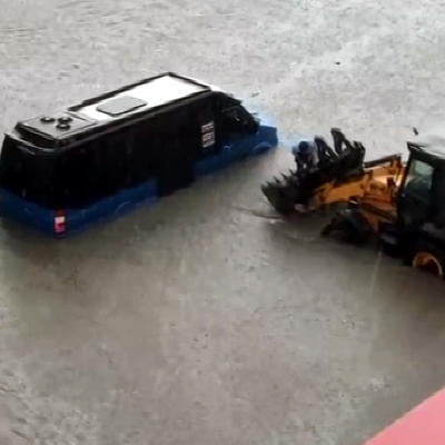 Başkentte sağanak sonrası sel meydana geldi!