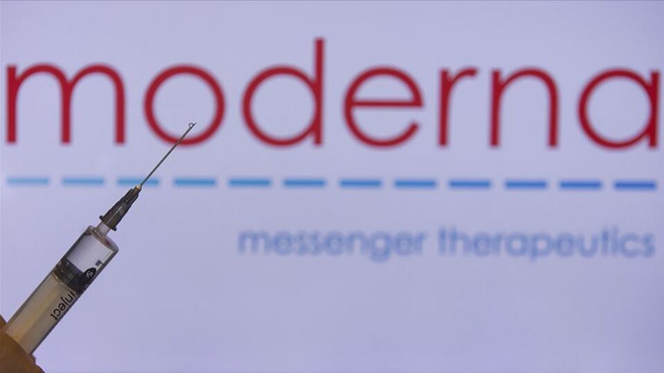 Moderna, Omicron'a karşı 'daha etkili' aşı geliştirdi