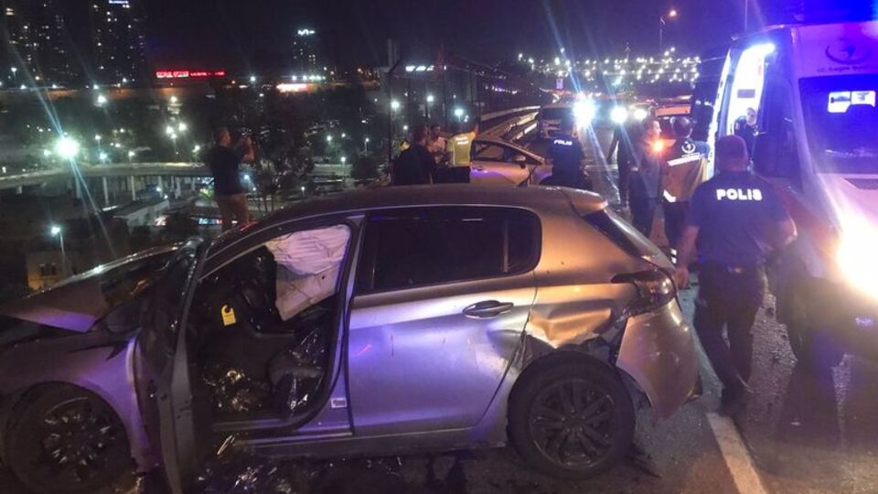 Bayrampaşa'da feci kaza: 7 yaralı