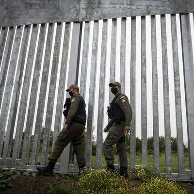 Duvardan sonra şimdi de asker: Yunanistan'dan göçmen önlemi