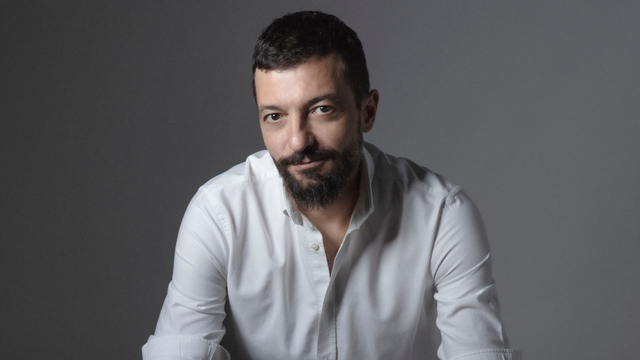 Ferdi Tayfur şarkısına Mehmet Erdem yorumu
