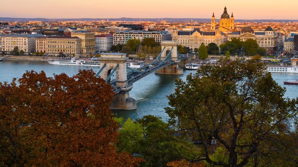 Macaristan'da 'acil durum' uzatıldı