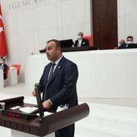 CHP'li Arslan: 800 milyon dolarlık yatırım üretemiyor