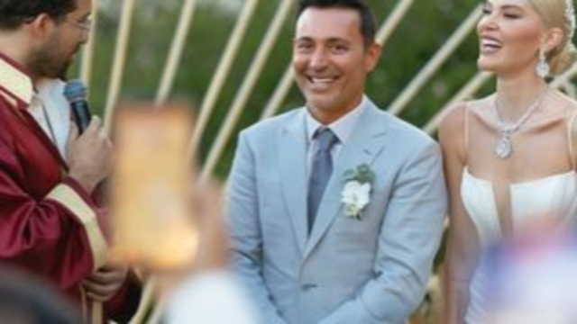 Roma'da nikah, Marmaris'te düğün