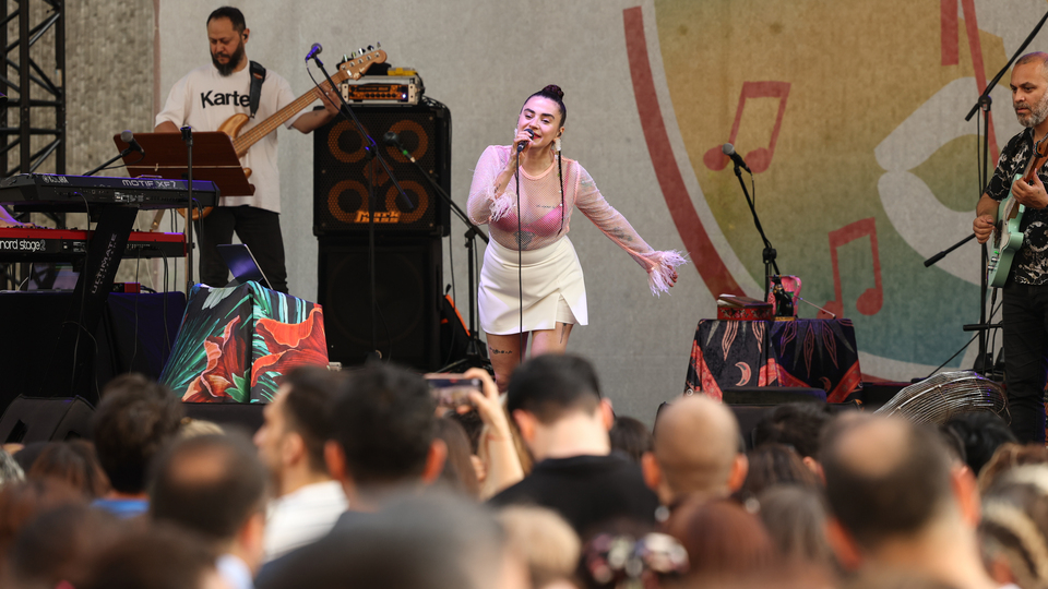 Ceylan Ertem'le 'Cuma İş Çıkışı' keyfi