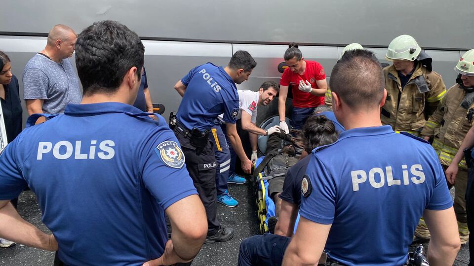 Çığlık sesiyle anlaşıldı! Otobüsün motor kısmından çıktı