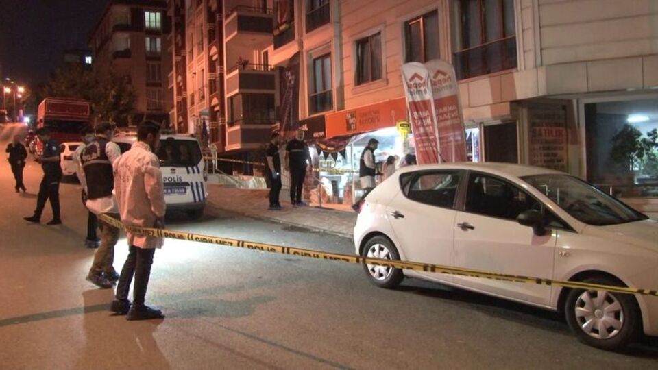 Boşanma aşamasındaki eşlerin aileleri birbirine girdi: 1 ölü, 2 yaralı