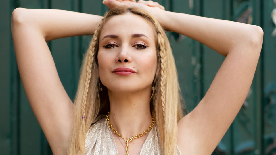 Gökçe'den 'Hayat Sana Güzel'