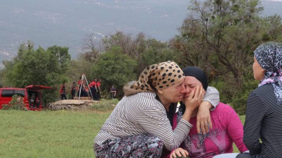 Kayıp gençler su kuyusunda aranıyor!