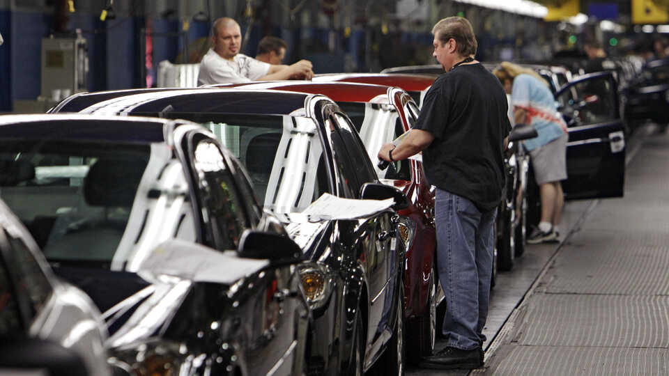 Otomobil üretimi yüzde 16 düştü