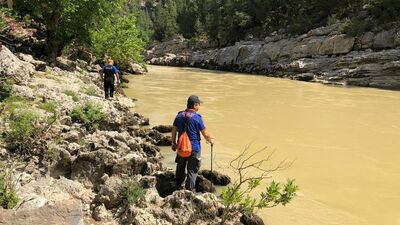 Kanyona kapılıp kaybolan turist her yerde aranıyor