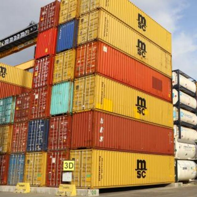 AB'nin dış ticaret açığı arttı