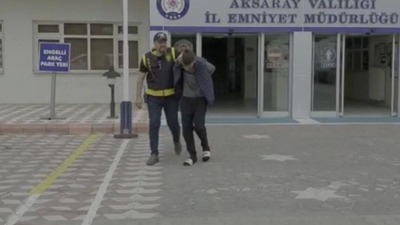 Vicdansız! Görme engelli genç kızın telefonunu çaldı