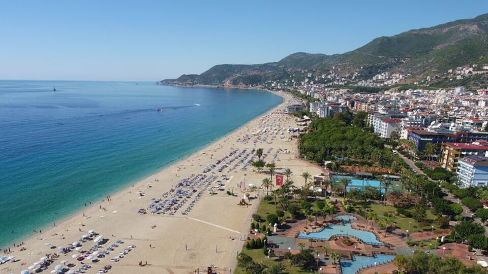 Rusların Türkiye'de tatil talebi arzı aşıyor