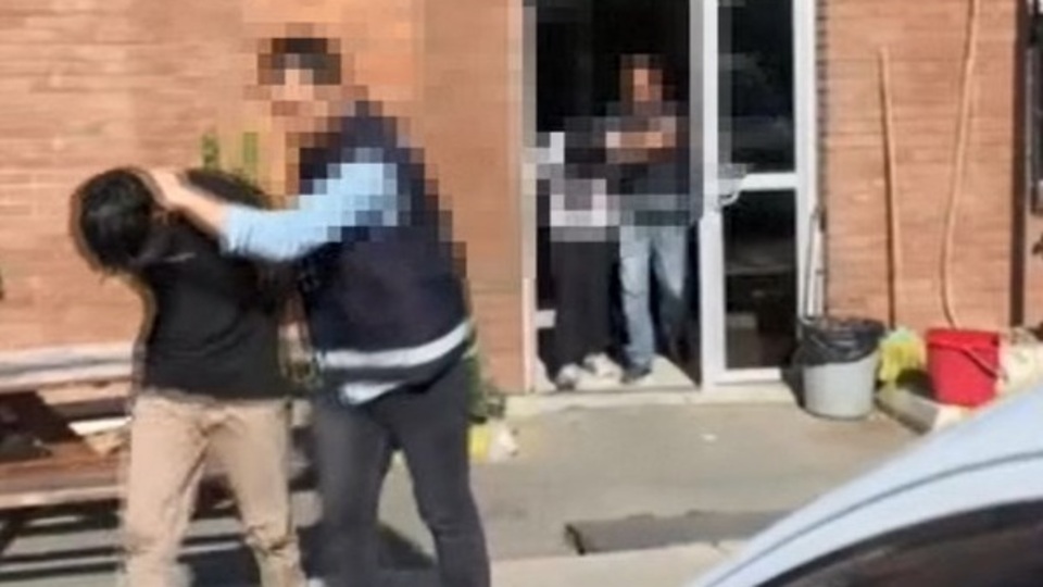 İstanbul'da yaşandı! İtalya vaadiyle 7 kişiyi rehin aldılar