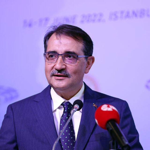 Elektrikli araç şebeke altyapısına 1 milyar dolarlık yatırım
