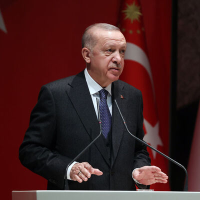 Cumhurbaşkanı Erdoğan: Küresel kriz ortamından alnımızın akıyla çıkacağız