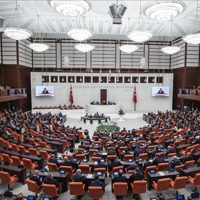 Sağlık çalışanları kanun teklifi kabul edildi