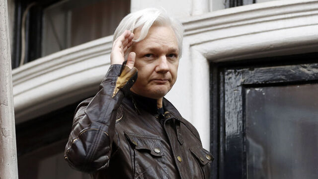 İngiltere'de Assange'ın iade edilmesi kararı imzalandı